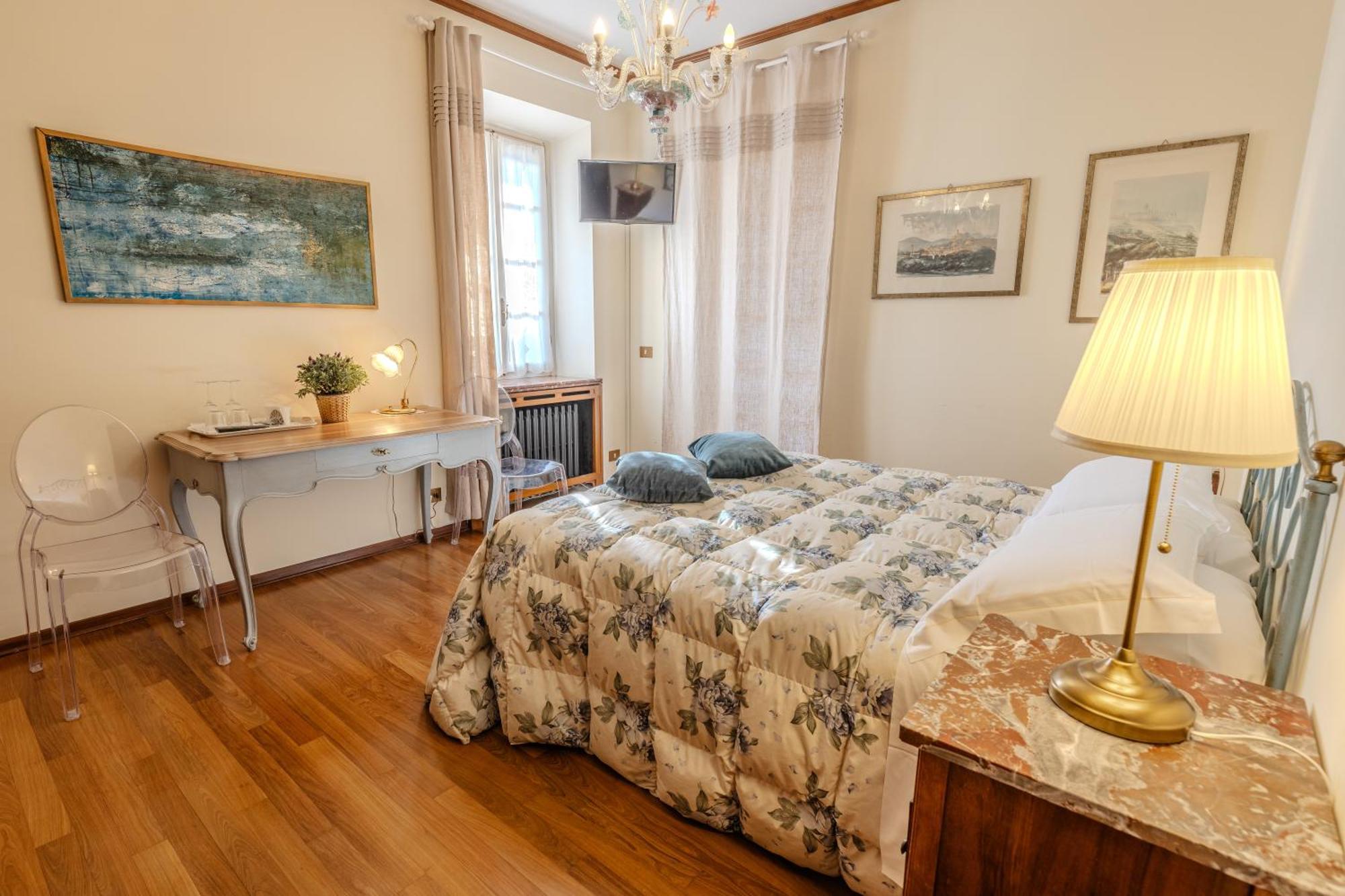 Villa La Meridiana Alba  Luaran gambar